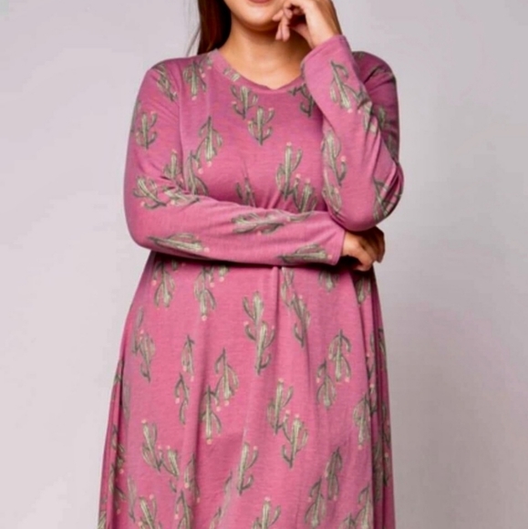 🌵🌵Cactus Print Long Sleeve knit dress- 1X - Picture 2 of 3